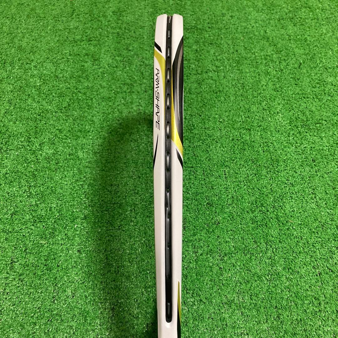 状態良好 YONEX ナノフォース8Vレブ