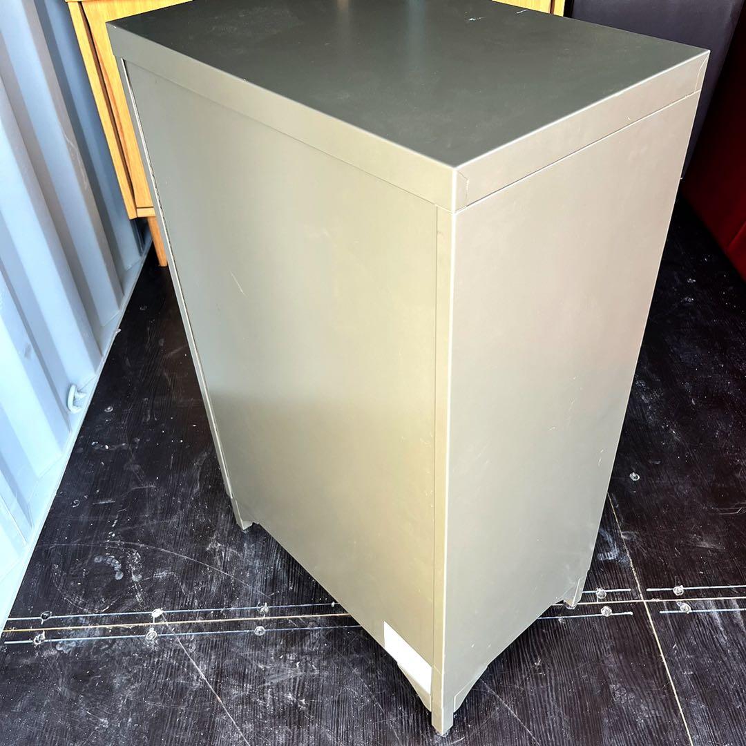 取付無料！ウニコ ファンク ロッカー風レトロデザイン カーキスチールキャビネット