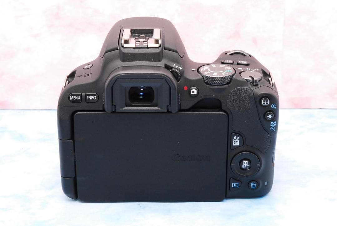 Canon kiss X9☆高性能STM＆超望遠☆Wi-Fi☆一眼レフカメラ