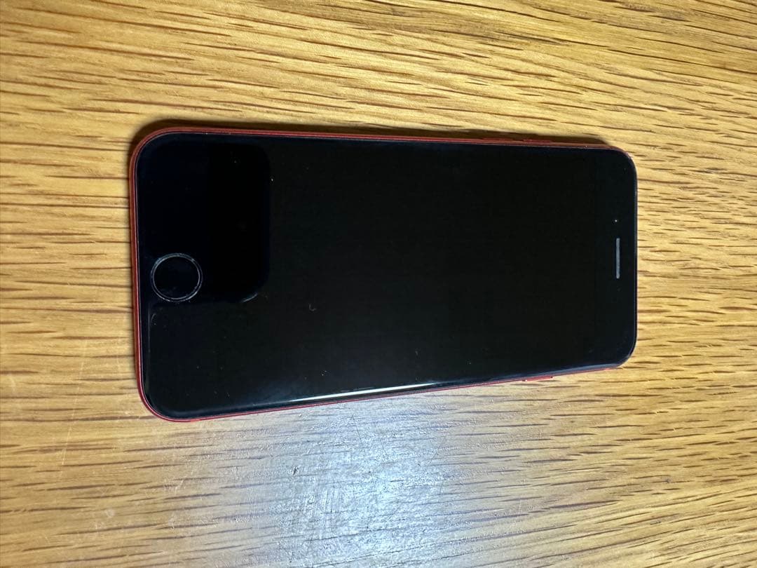 iPhoneSE レッド