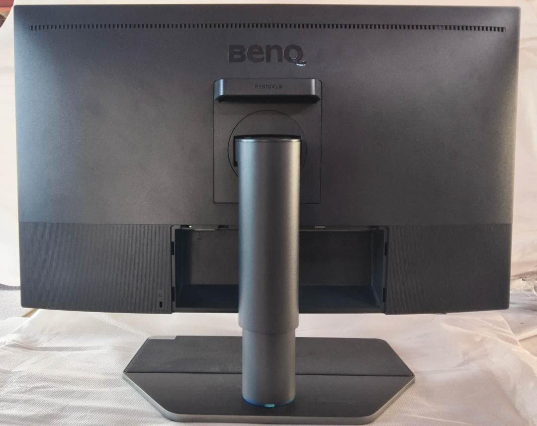 ディスプレイ・モニター本体 BENQ SW272U