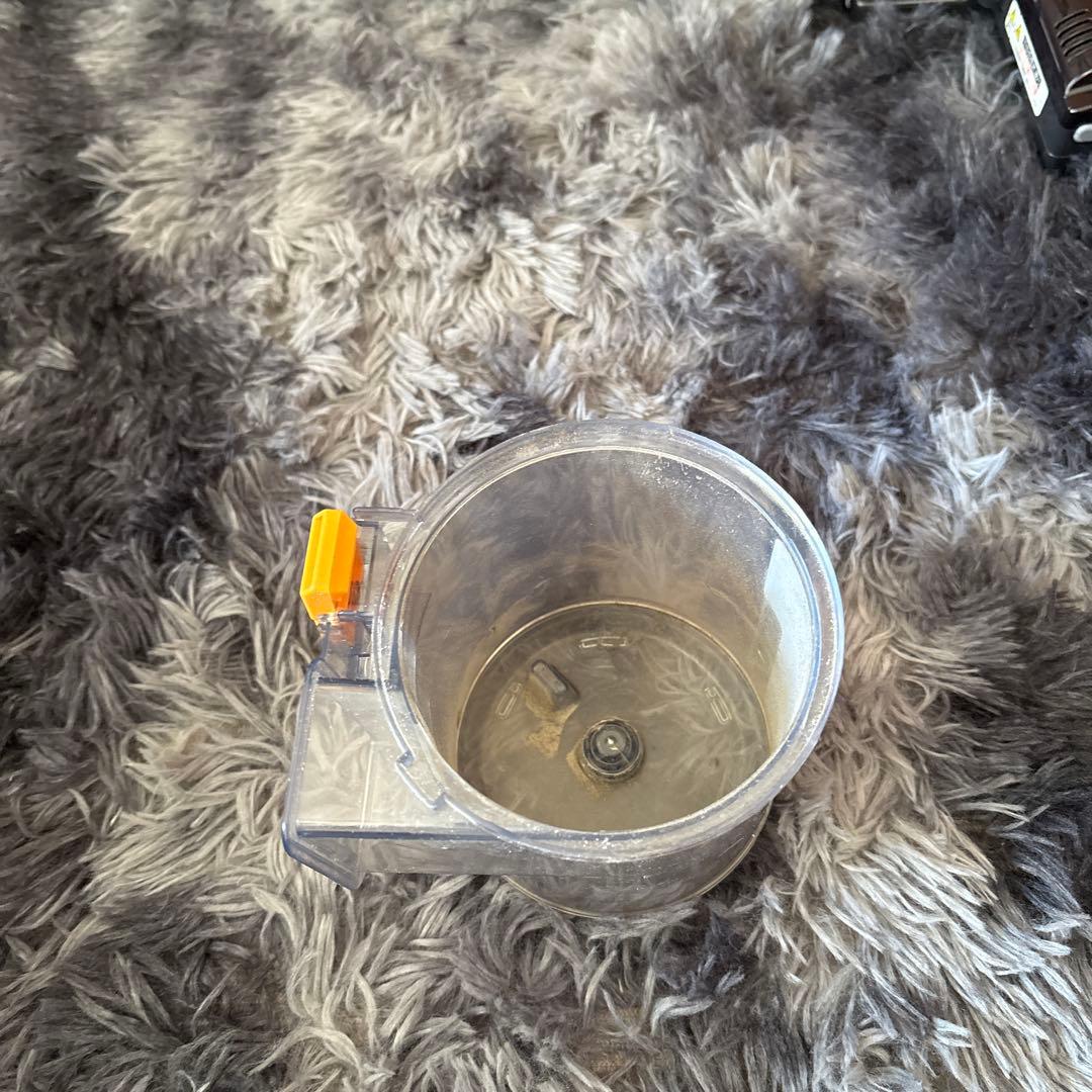 シャープサイクロン式キャニスター掃除機　ec-ms330