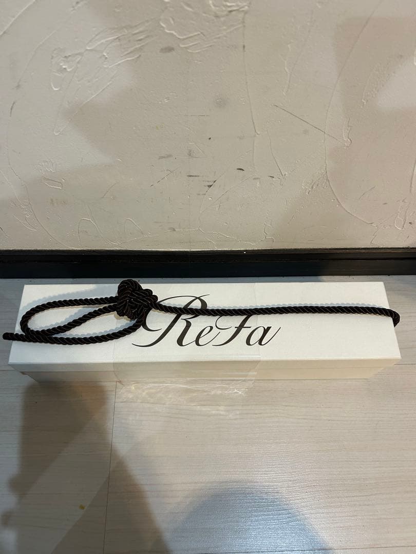 【未使用品】リファ ビューティック ストレートアイロン RE-AC02A