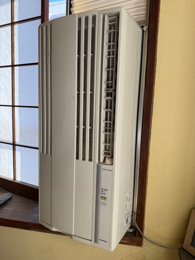 不*郎様 窓用エアコン ホワイト 冷暖房機能付き　引き取り希望