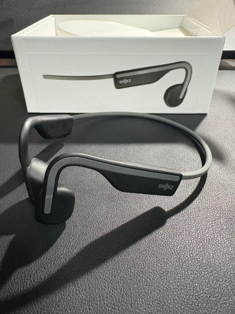 SHOKZ OPENMOVE ワイヤレス骨伝導ヘッドフォン グレー　極美品