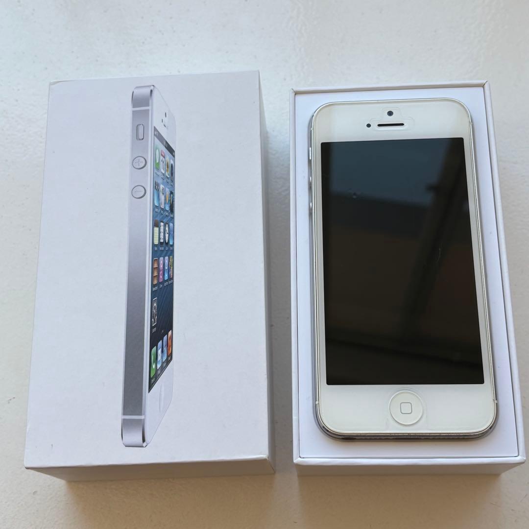 Apple iPhone 5 ホワイト 本体 箱付き