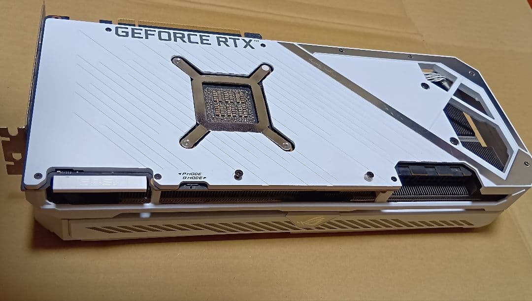 グラフィックボード・グラボ・ビデオカード ROG-STRIX-RTX3090-O24G-WHITE