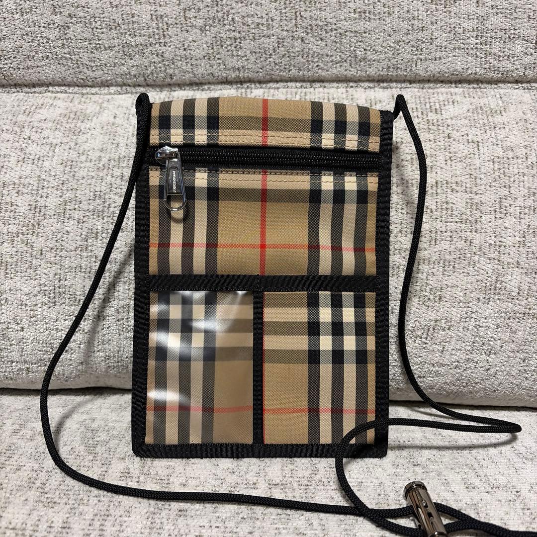 【美品】Burberry サコッシュ