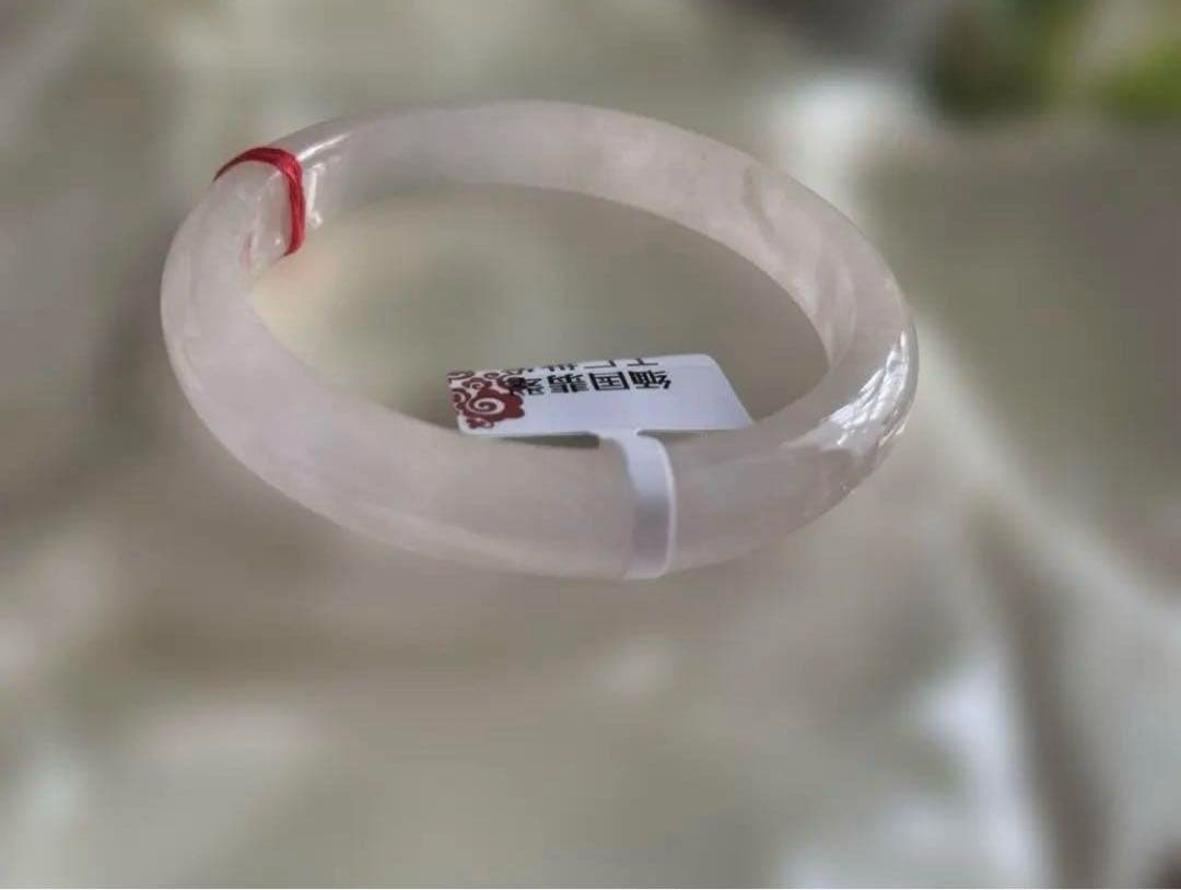 稀少桜色翡翠バングルひすい　ジェイド)バングル