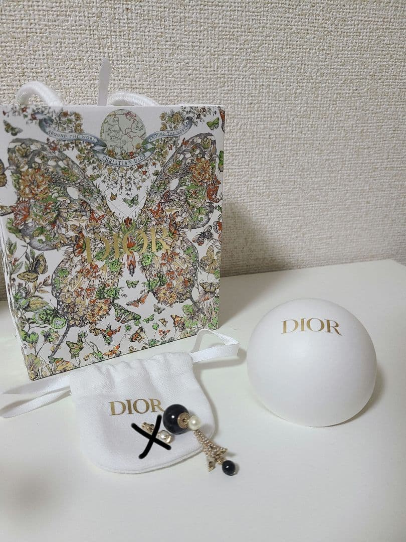 Dior エッフェル塔モチーフ ピアス(片耳用)