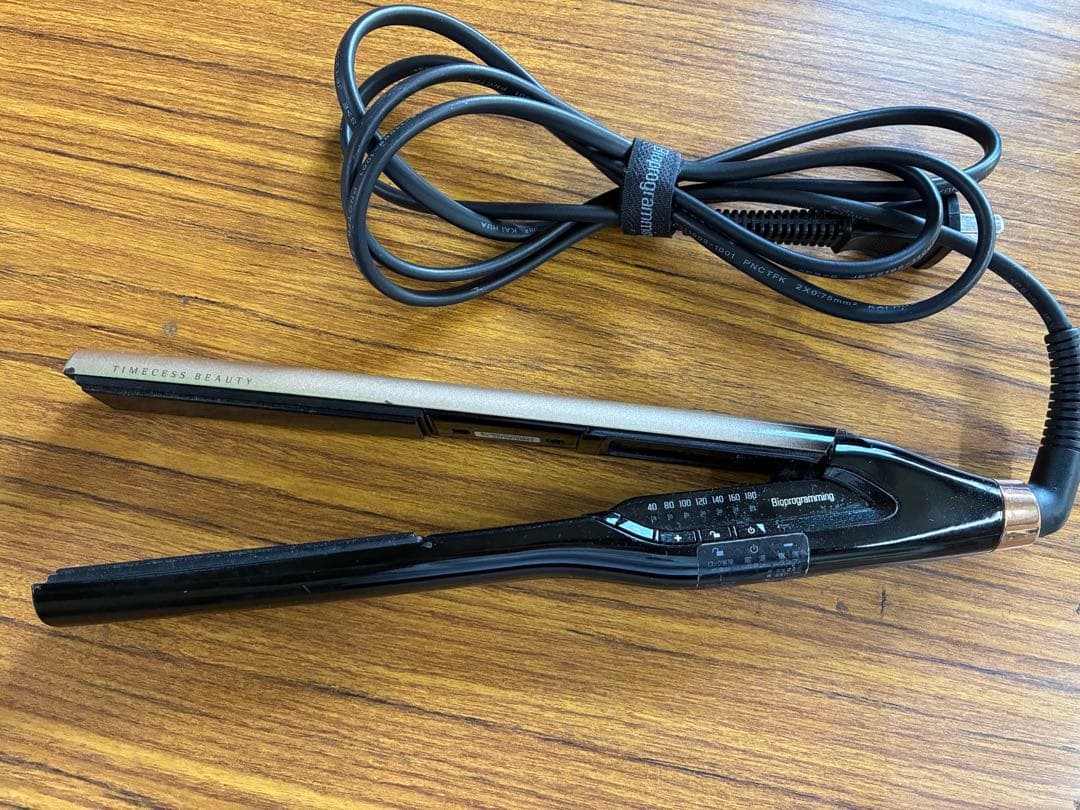 ヘアビューロン4D ストレートヘアアイロン ゴールド/ブラック