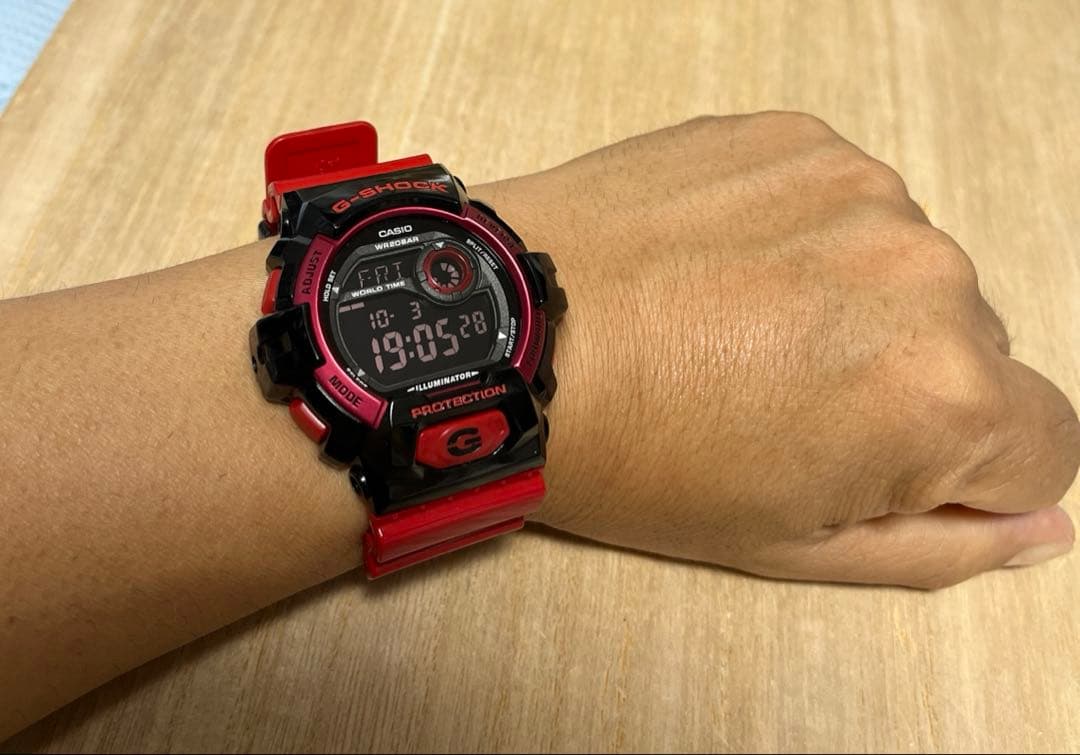 【レア海外モデル超美品】G-SHOCKクレイジーカラーズ G-8900SCレッド