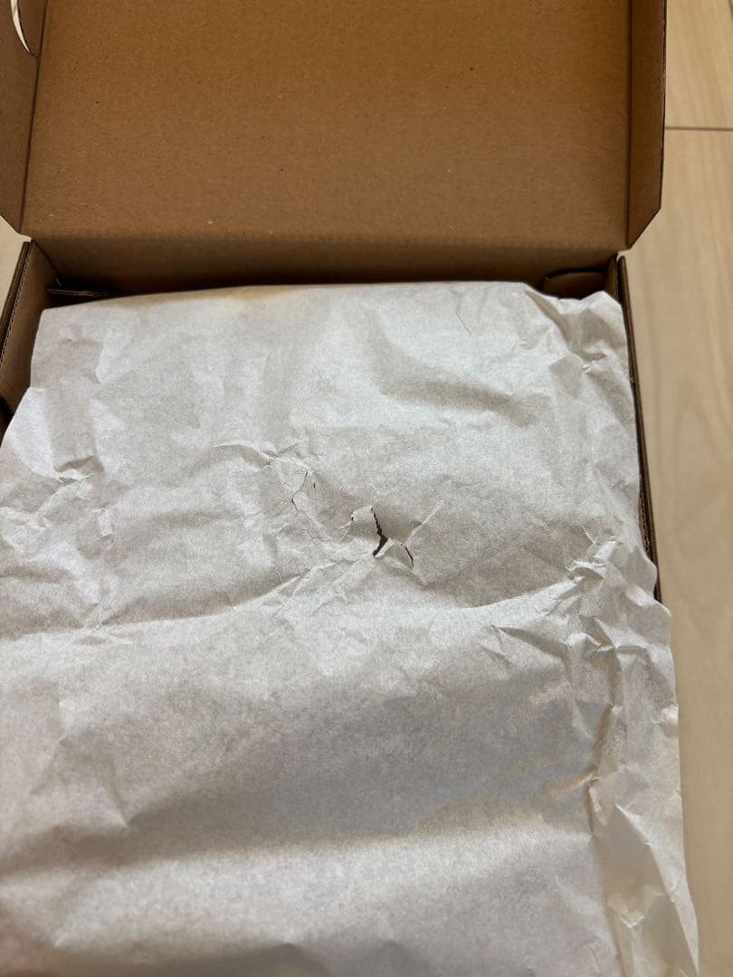 New Balance 990 ベルト付きスニーカー グレー