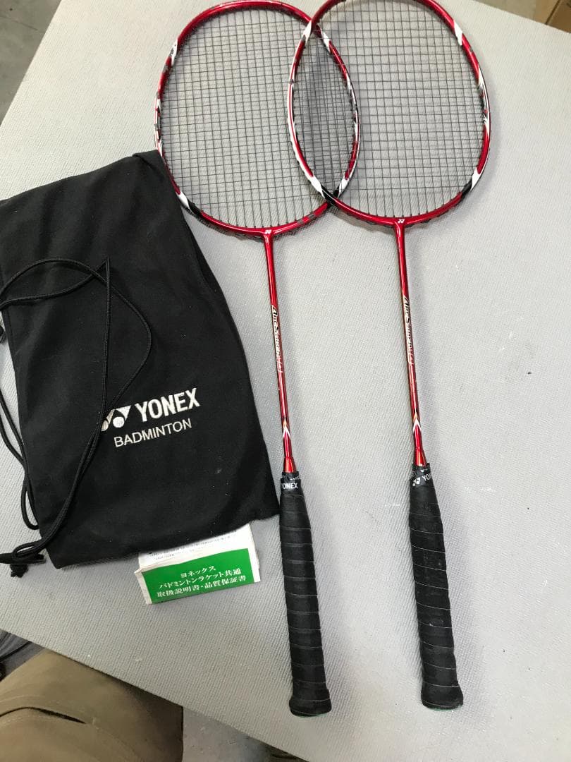 YONEX バドミントンラケット 3本セット ケース付