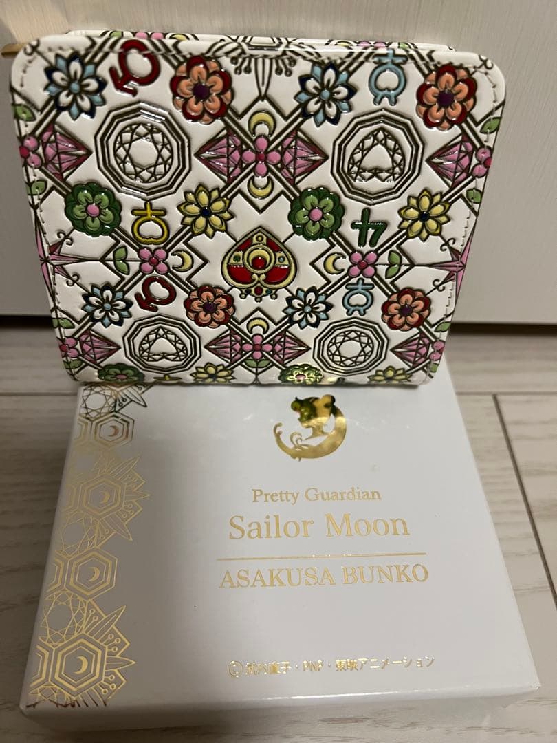 nicoo　お値下げセーラームーン ASAKUSA BUNKO 財布