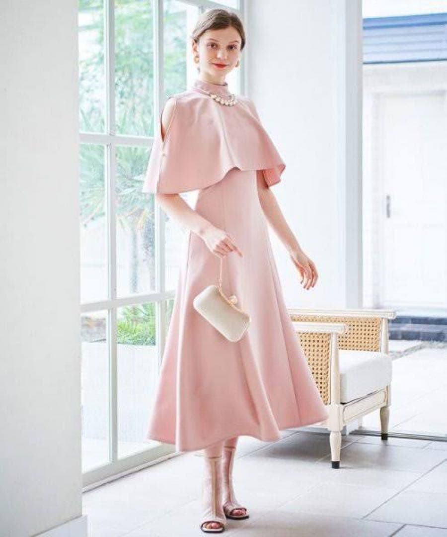 アンドクチュール♡ ケープレイヤードドレス