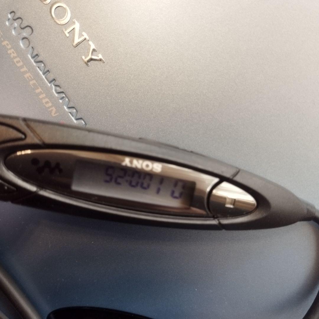 SONY WALKMAN CDウォークマン 　D-EJ775 シルバー