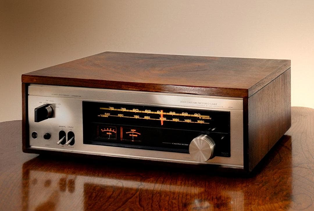 ★LUXMAN T-550 　品位あるチューナーもラックス　♪