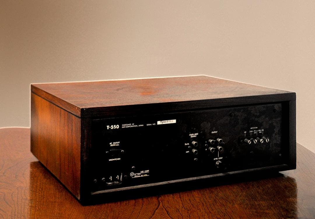 ★LUXMAN T-550 　品位あるチューナーもラックス　♪