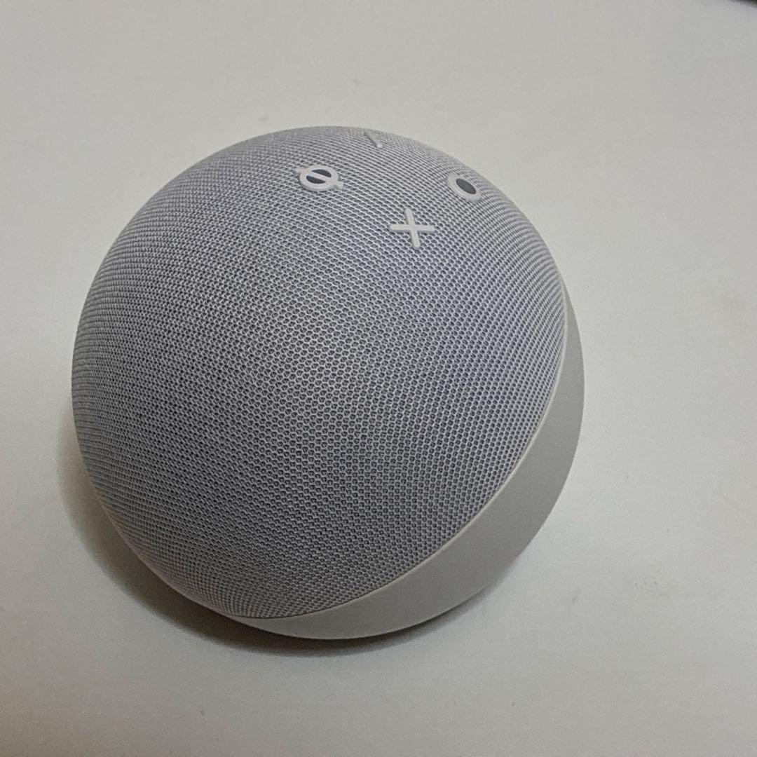 2個ペアEcho Dot with clock とEcho dot 第五世代