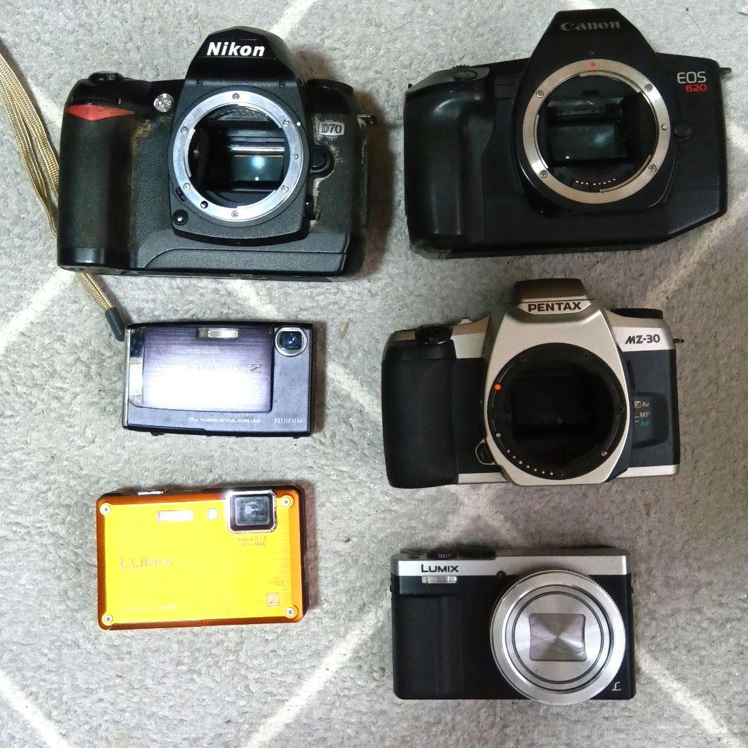 デジタルカメラフィルムカメラのセット