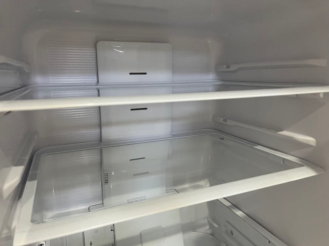 ✴︎専用✴︎プロフ必読様✴︎送料無料！美品☆ 日立　ノンフロン冷凍冷蔵庫　R-27NV