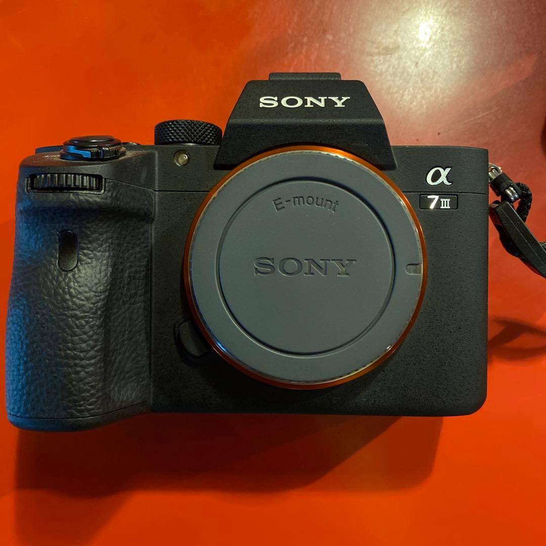★値下げ★三脚おまけ付★α7IIIミラーレス一眼カメラ ブラックILCE-7M3