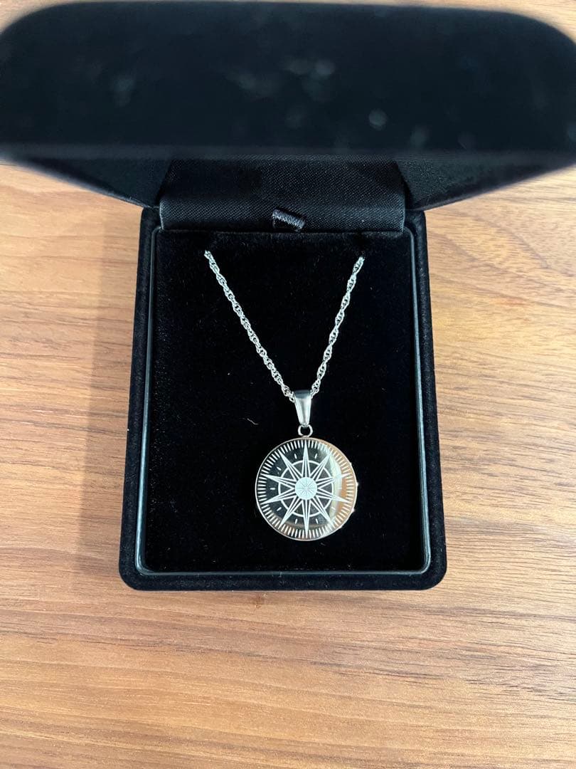 mamorare コンパスデザイン ネックレス