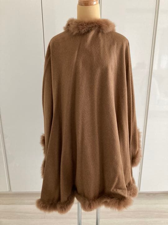 ベビーアルパカのコート