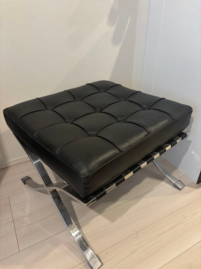 ミースファンデルローエバルセロナスツールチェアKnoll / ノル　リプロ