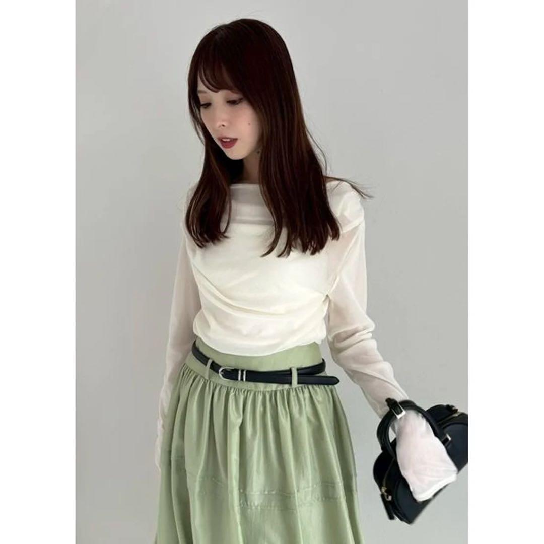 【美品】アシメドレープフロッキーチュールトップス アイボリー フレイアイディー