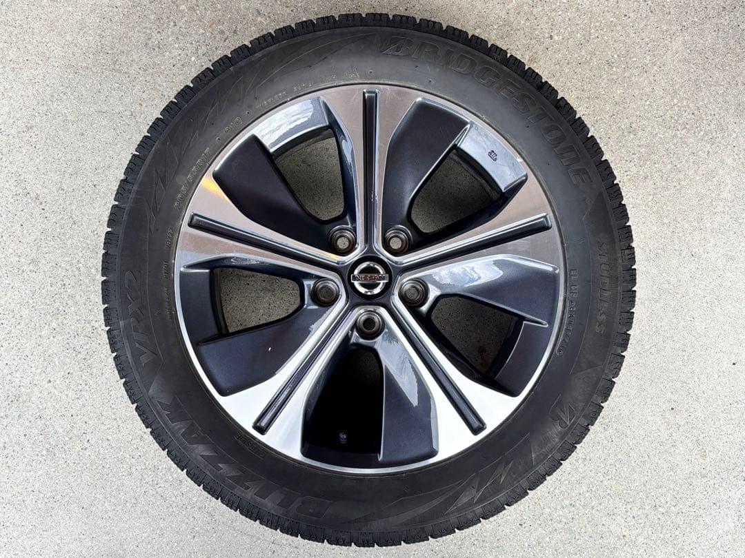 日産キックスeパワー 純正ホイール 205/55R17 スタッドレス 4本セット