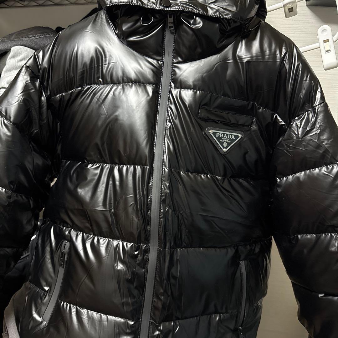 PRADA ブラック ダウンジャケット