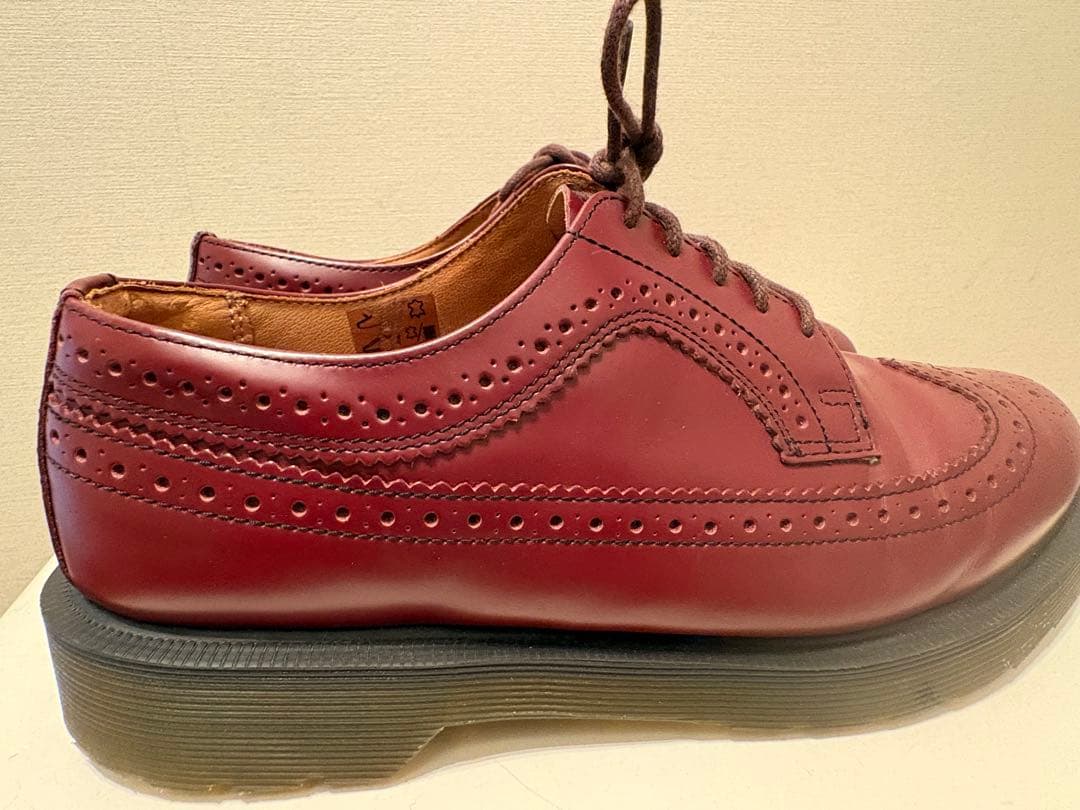 【美品】UK8 Dr.Martens 革靴 ウイングチップ ドレスシューズ