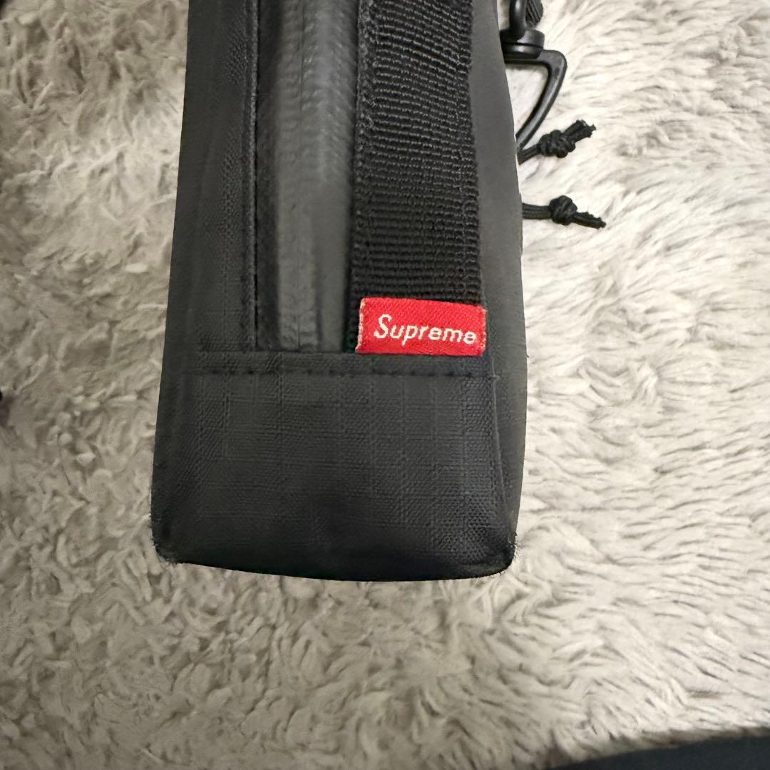 Supreme ブラック ショルダーバッグ バック シュプリーム ミニバッグ