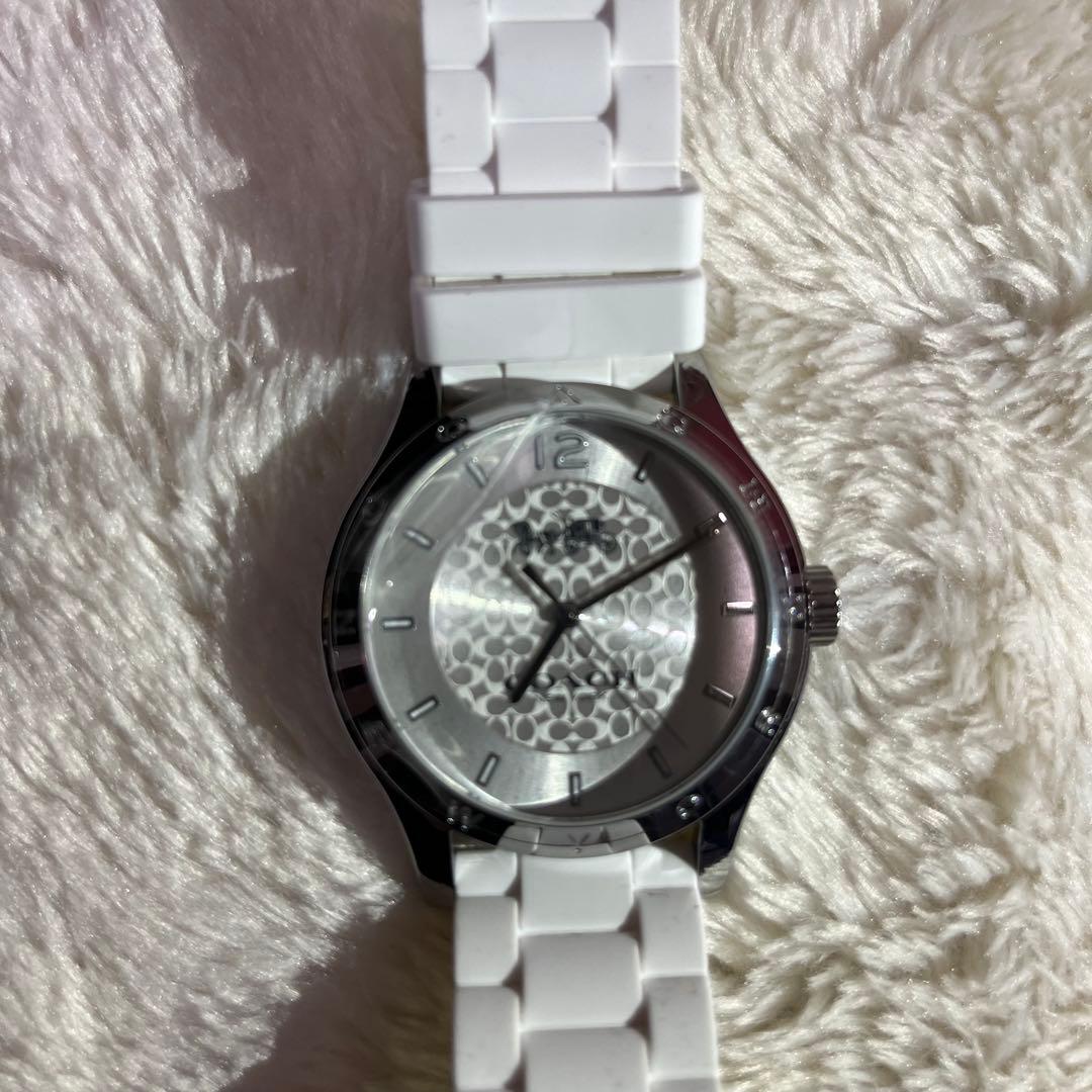 コーチ　レディース　腕時計　ラバー　ホワイト　新品　未使用品