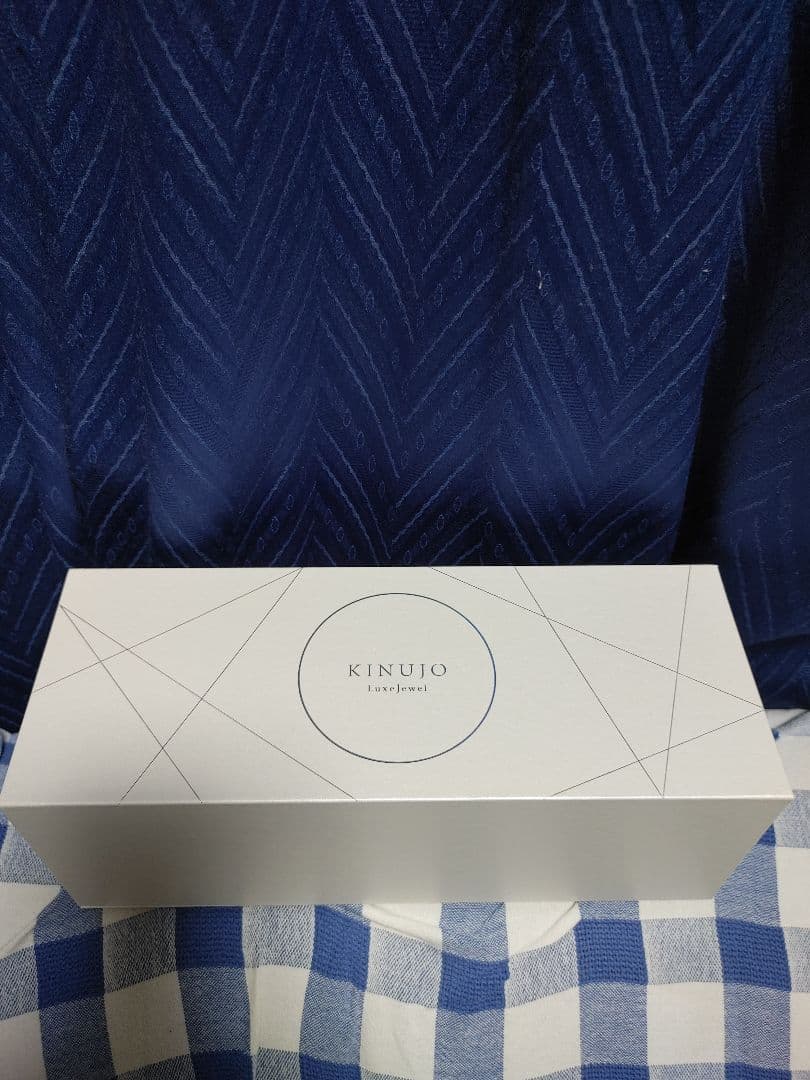 新品未使用 kinujo luxe jewel コードレスアイロン