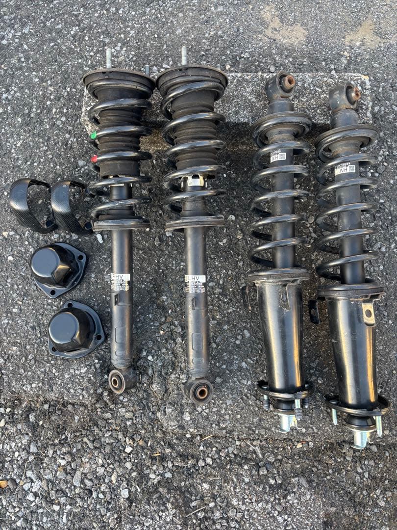 200 クラウンハイブリッド　純正サスGWS204 GRS200