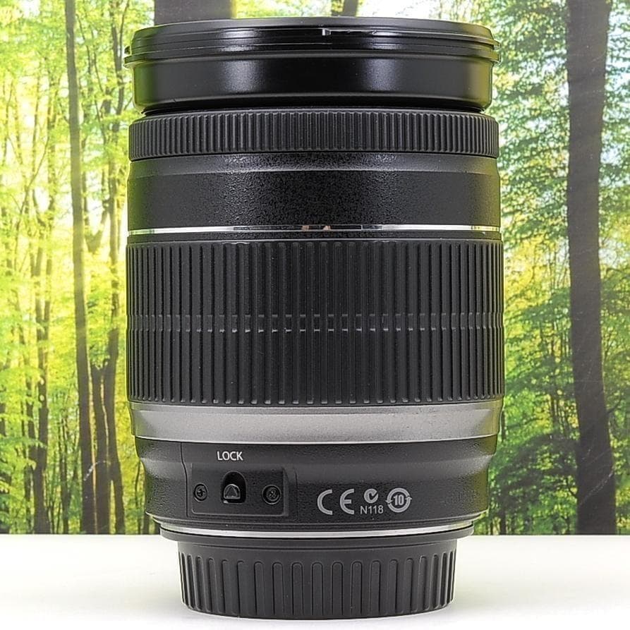 近くから遠くまでこれ1本☆キャノン EF-S 18-200mm ISレンズ☆