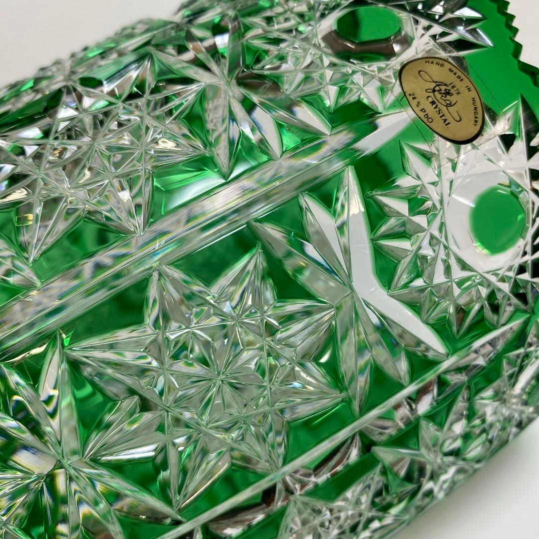 Ajka アイカ　クリスタル　切子　花瓶　フラワーベース　1点　グリーン　緑