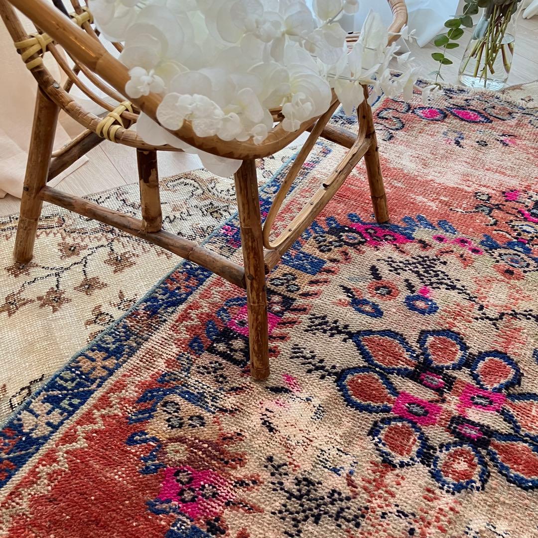 貴重✳︎ギュネイ✳︎84×157シャビー　レッド　ネイビー　トルコヴィンテージラグ