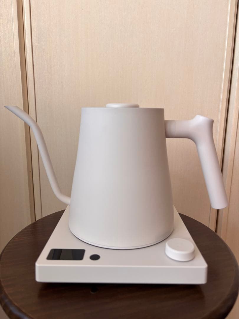 Varia AURA スマートケトル 0.8L White