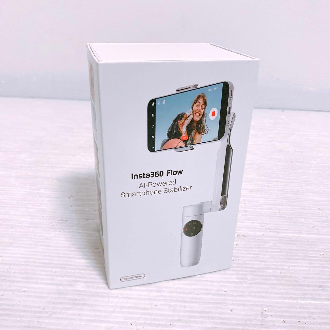 Insta360 Flow AI スマホスタビライザー Flow01