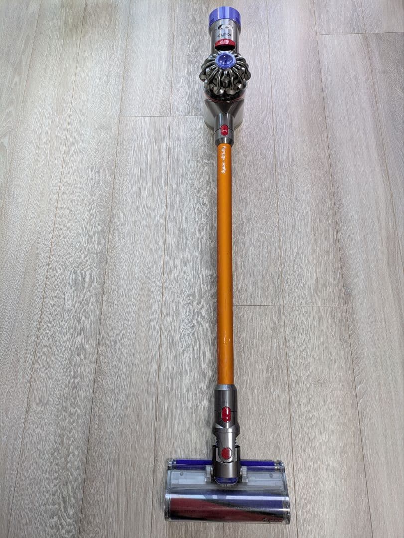 dyson v8 fluffy + 山崎実業スタンド