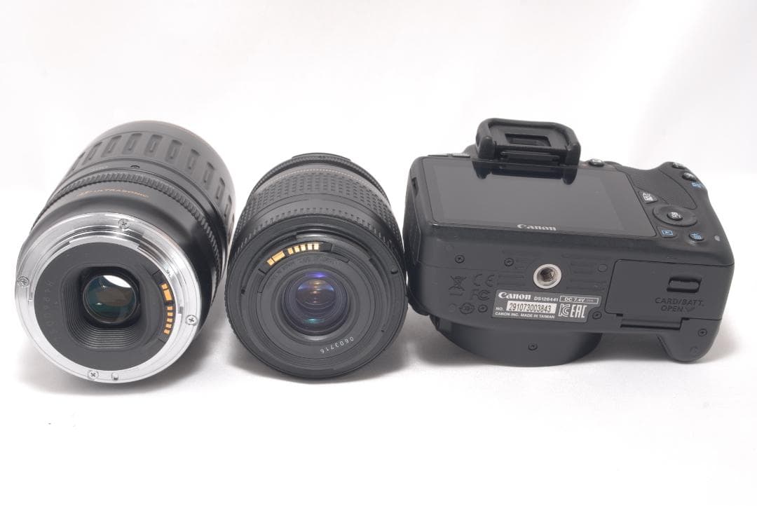 ⭐️超望遠レンズ付き⭐️Canon Kiss X7 キャノン　デジタル一眼レフ