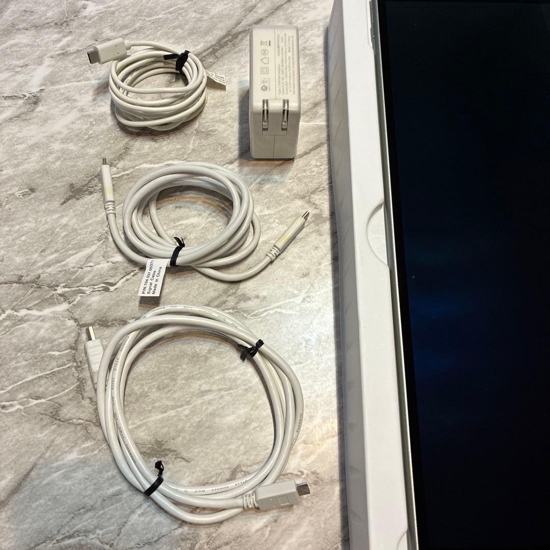 【美品】 INNOCN モバイルモニター 本体 4K 高画質 タッチ操作対応