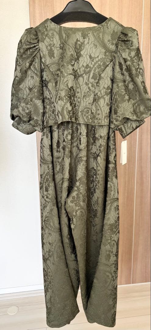 パンツドレス ジャガードクロップブラウス＆タックワイドパンツセットアップ　S