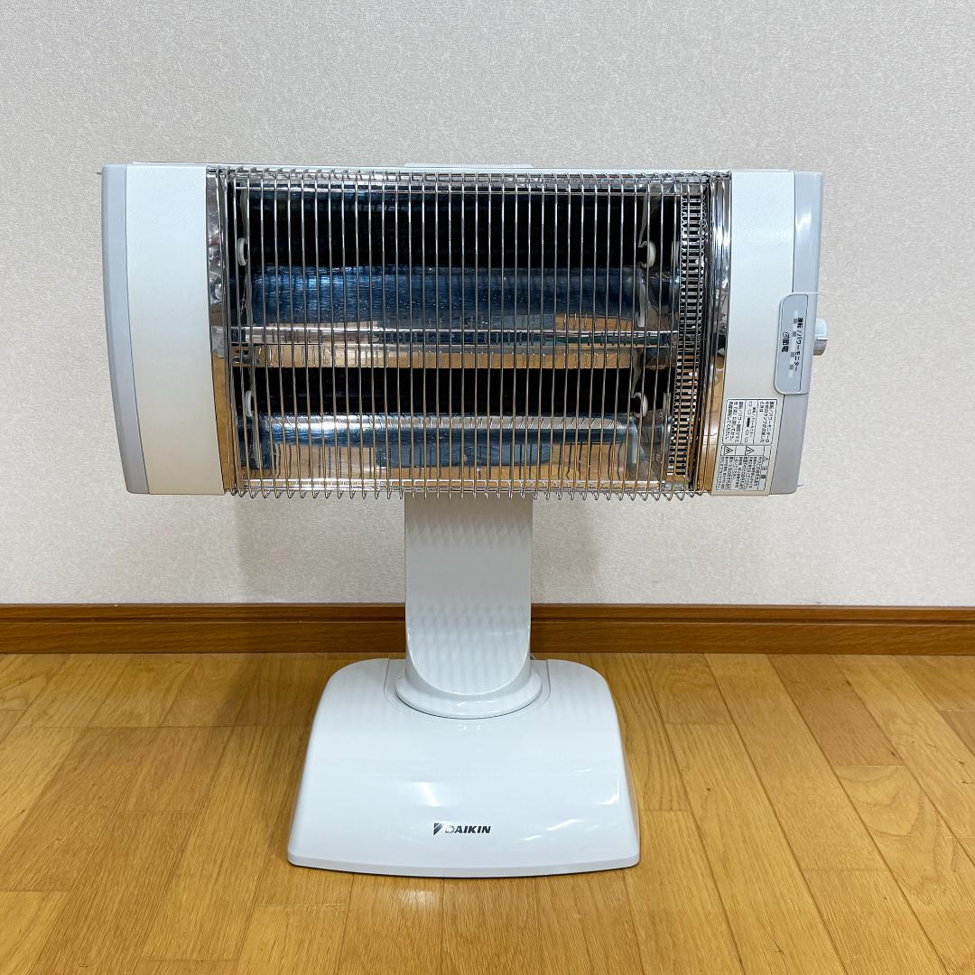 DAIKIN ダイキン遠赤外線暖房機 セラムヒート ERFT11US-W