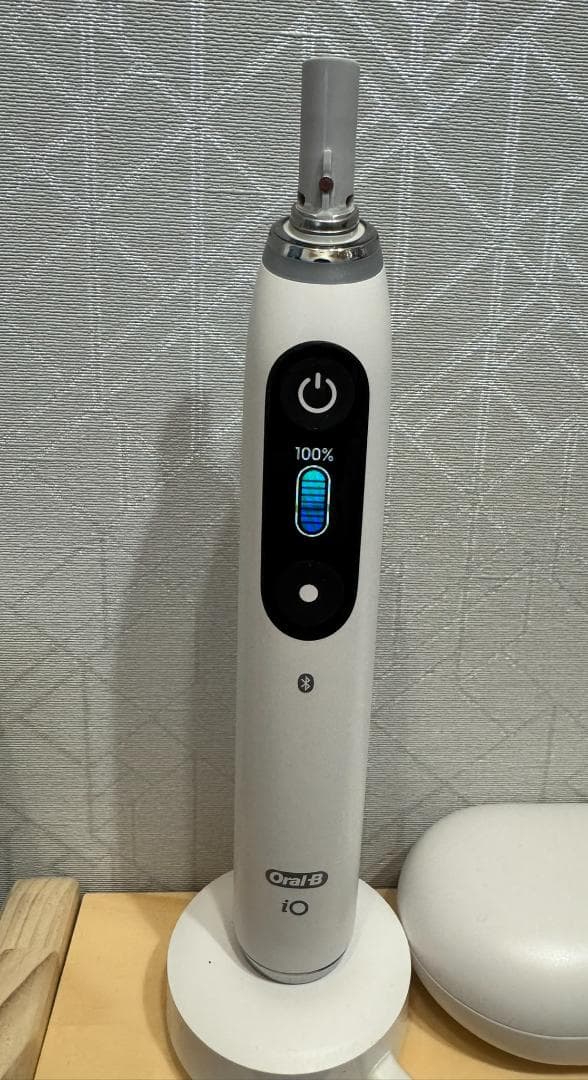 Oral-B 電動歯ブラシ iO9 ホワイト