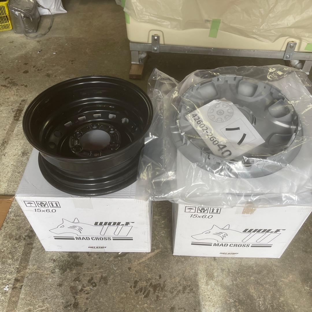 ☆新品☆2023年製ハイエース　純正ホイール　4本セット